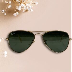 Ray-Ban Classic Gold Frame